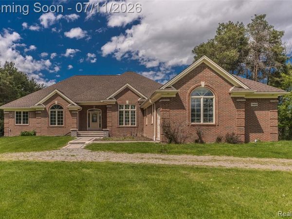 7893 Lantern Drive, Almont Twp, MI 48003