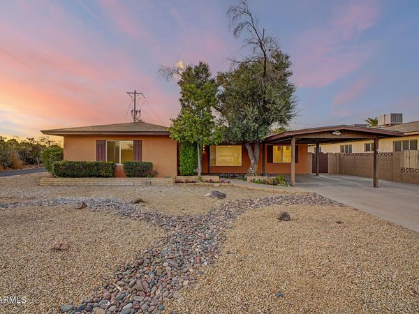 1002 E GLENN Drive, Phoenix, AZ 85020