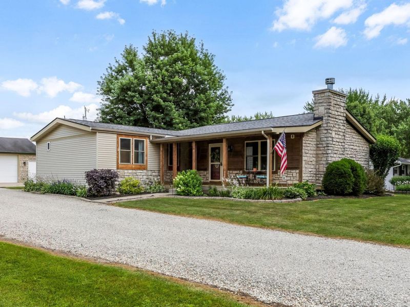 61 7th Avenue SW, Etna, OH 43062 Photo 2