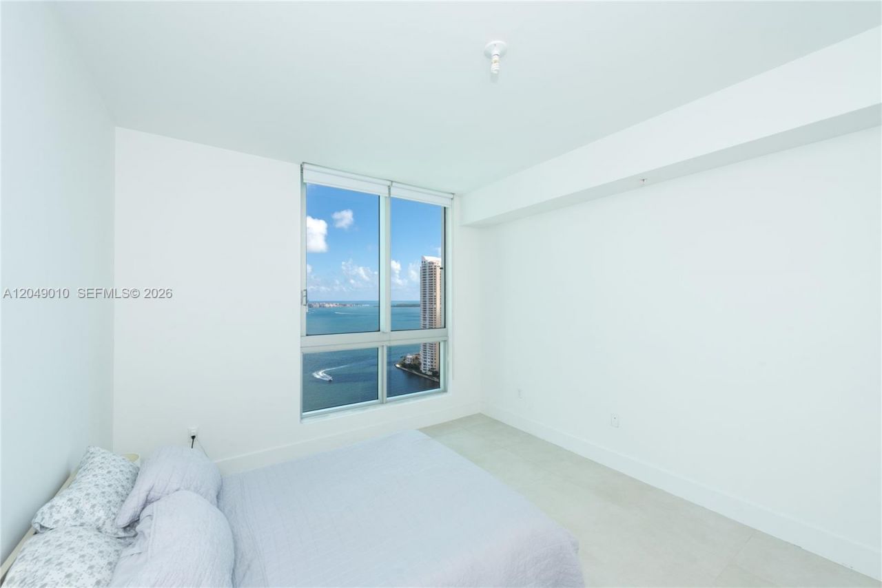 300 S Biscayne Blvd , Unit T-2814, Miami, FL 33131 Photo