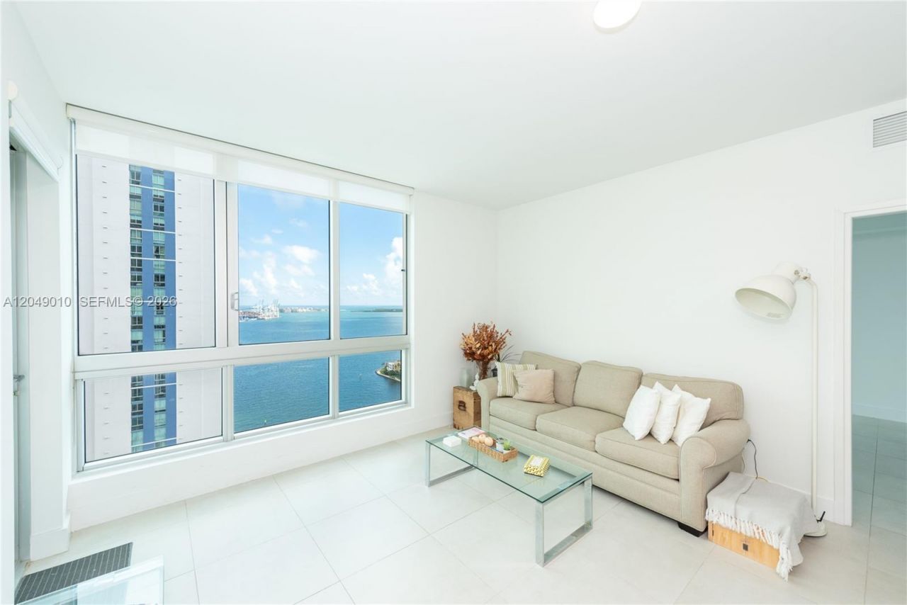 300 S Biscayne Blvd , Unit T-2814, Miami, FL 33131 Photo