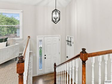 1425 Cherry Tree Lane, Papillion, NE 68133