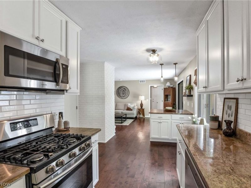 11344 Fawn Meadow Lane, Strongsville, OH 44149 Photo 16
