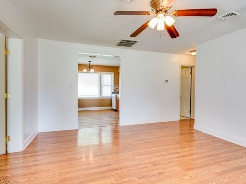 349 Stanford Street, Akron, OH 44314 Photo 10
