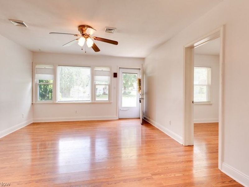 349 Stanford Street, Akron, OH 44314 Photo 5