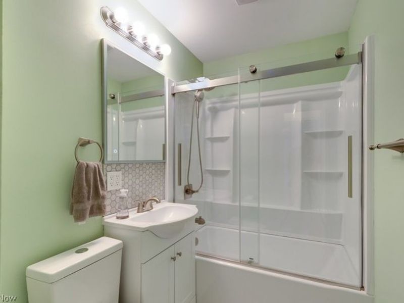 349 Stanford Street, Akron, OH 44314 Photo 8