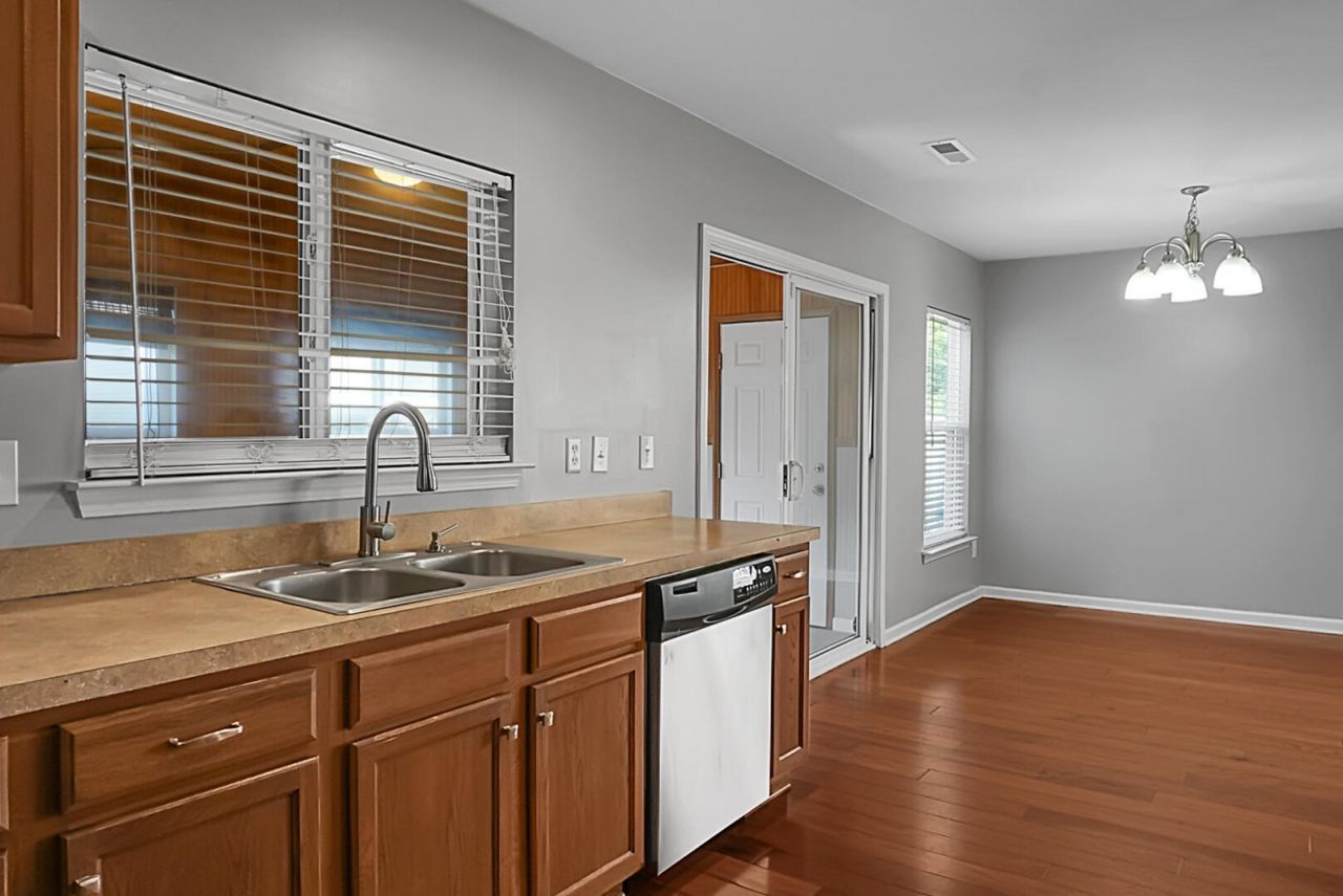 4957 Trump Street Photo 16