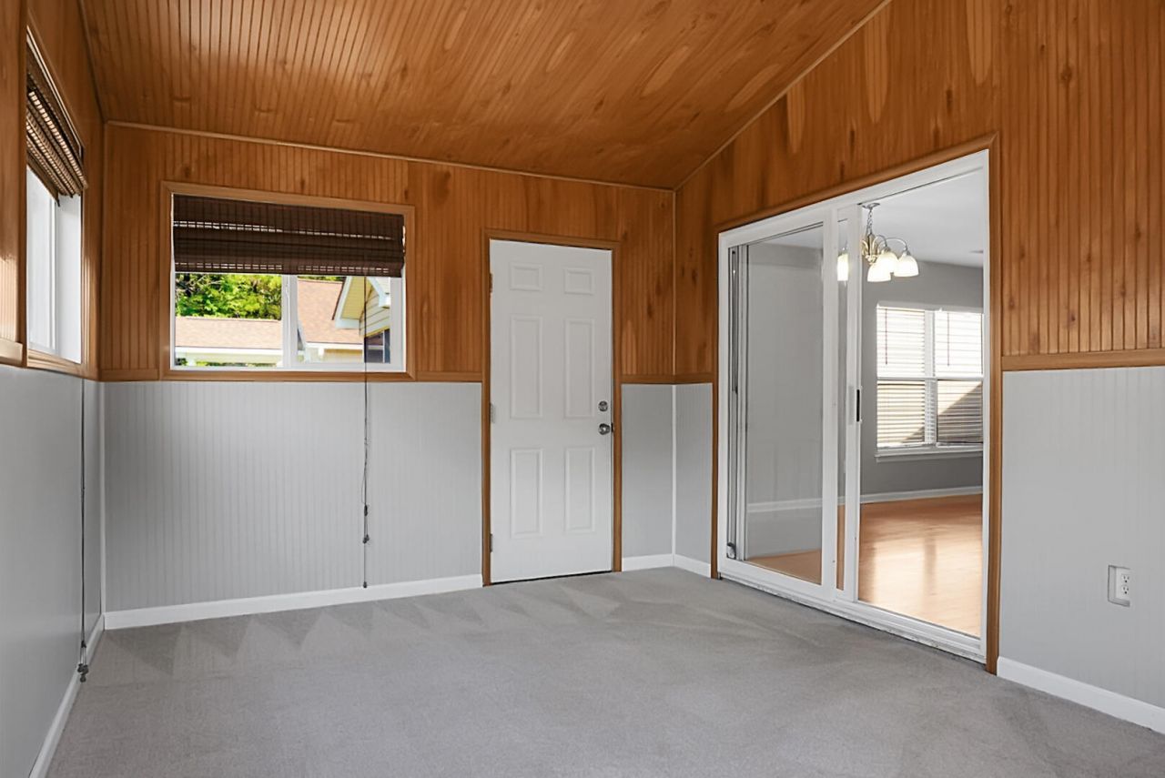 4957 Trump Street Photo 19