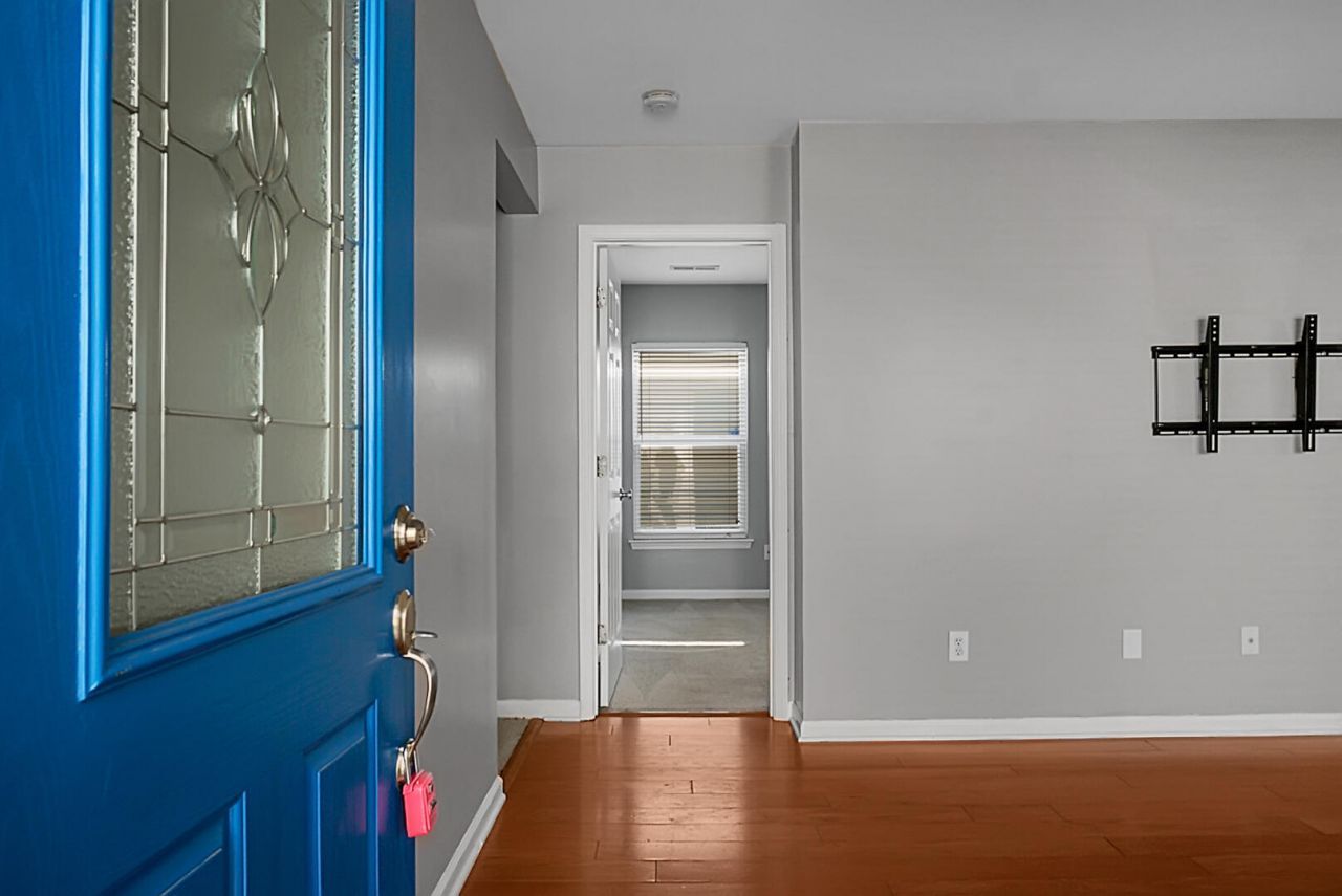 4957 Trump Street Photo 6