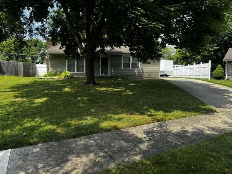 375 Westport Drive, Groveport, OH 43125 Photo 11