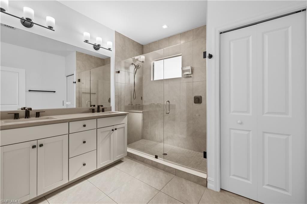 7548 Carnegie Way , Naples, FL 34119 Photo