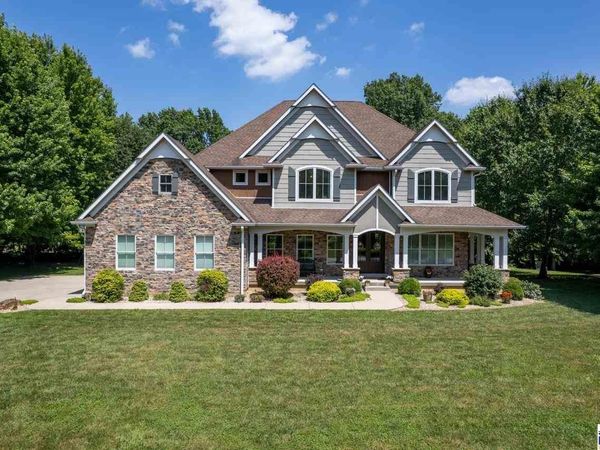 2165 Hawthorne Woods Road, Terre Haute, IN 47803