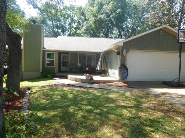 527 Matthew Street, Niceville, FL 32578