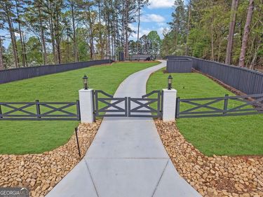 6093 Shadburn Ferry Road, Buford, GA 30518