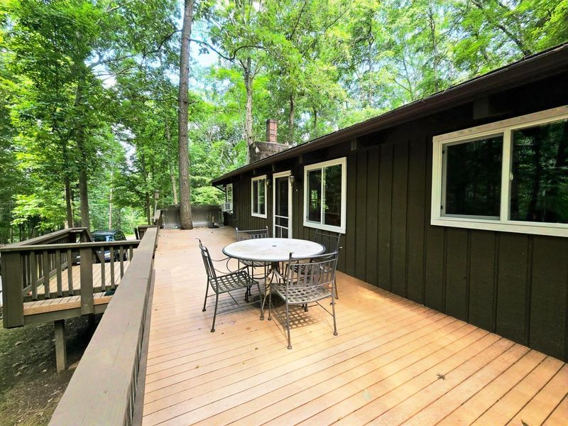 591 Catawba Court , Hideaway Hills, OH 43107 Photo 6