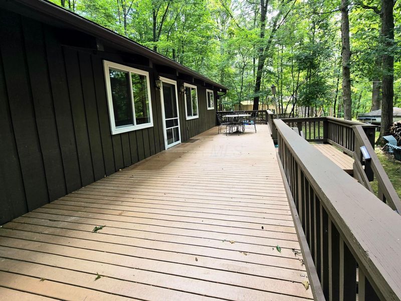 591 Catawba Court , Hideaway Hills, OH 43107 Photo 7