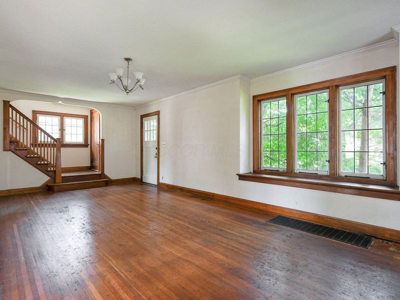 549 E North Broadway Street, Columbus, OH 43214 Photo 11