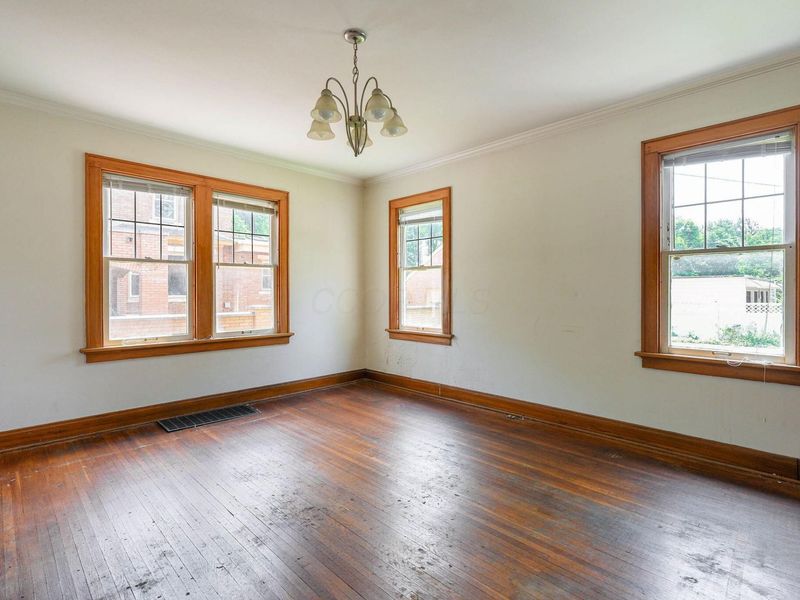 549 E North Broadway Street, Columbus, OH 43214 Photo 13