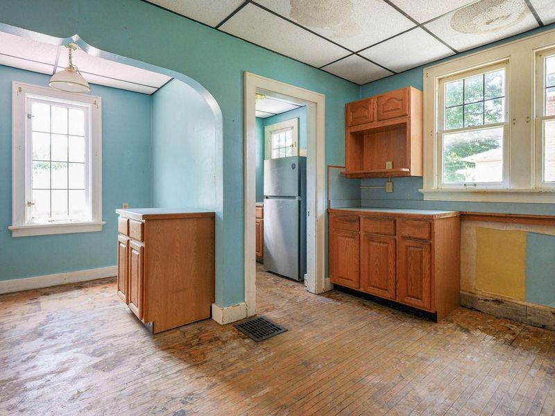 549 E North Broadway Street, Columbus, OH 43214 Photo 14