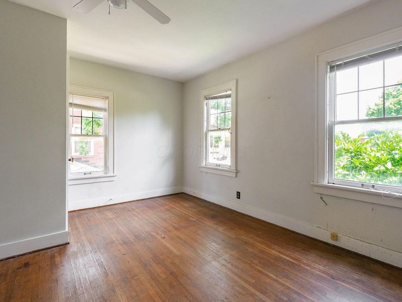 549 E North Broadway Street, Columbus, OH 43214 Photo 19