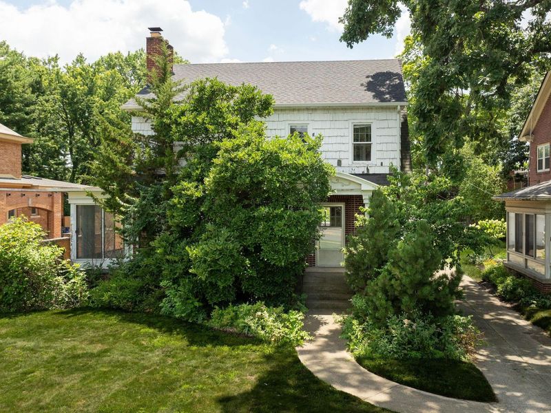 549 E North Broadway Street, Columbus, OH 43214 Photo 2