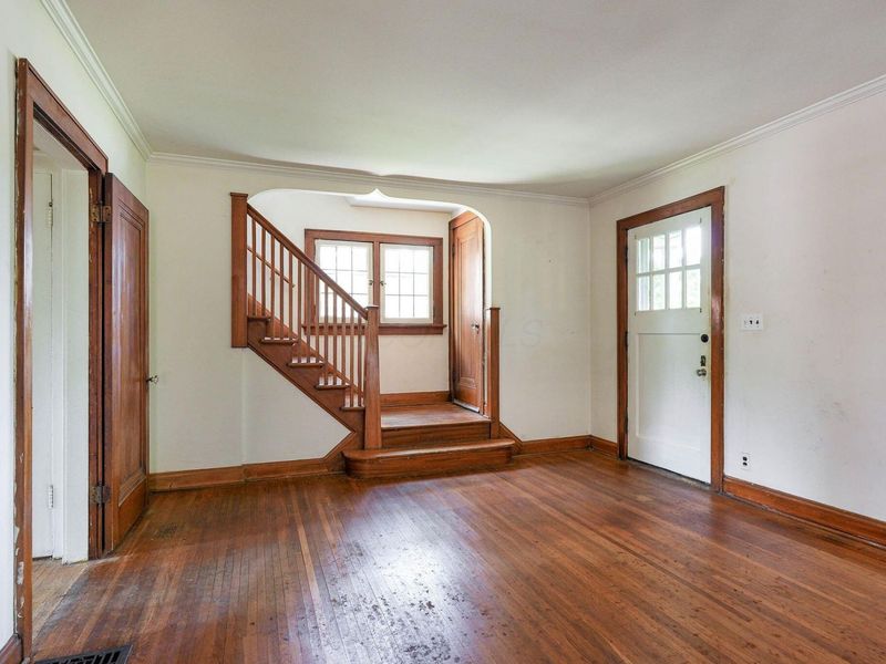 549 E North Broadway Street, Columbus, OH 43214 Photo 7