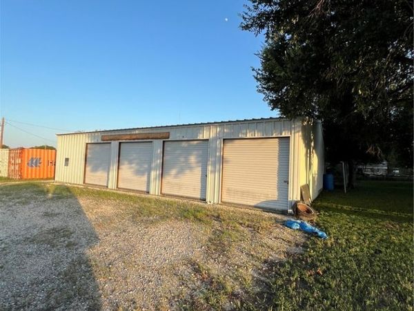 1202 S Bluffton , San Saba, TX 76877