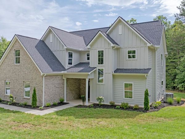 1492 Dreamfield Drive, Soddy-Daisy, TN 37379