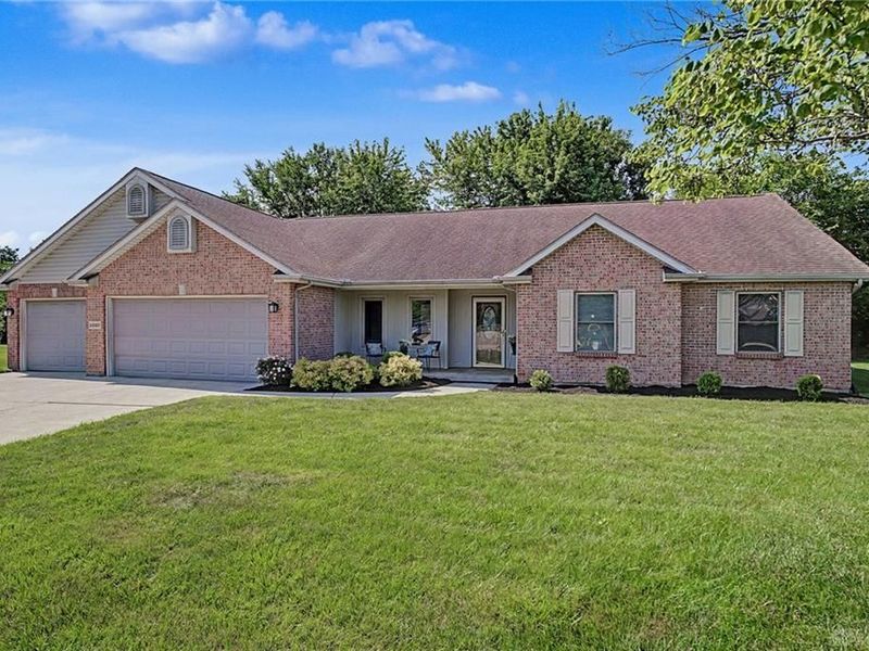 2660 Alexander Court, Troy, OH 45373 Photo 2