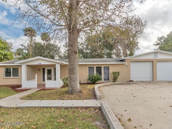 714 Herbert Street , Port Orange, FL 32129