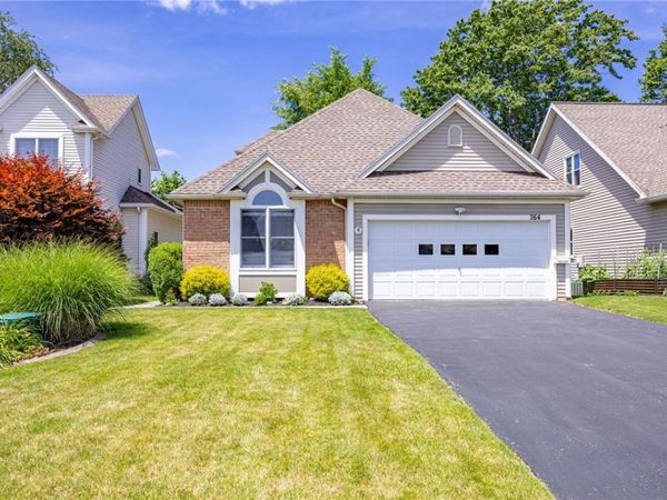764 Bel Arbor, Webster, NY 14580