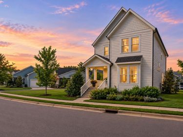 186 Bluffwood Avenue, Chapel Hill, NC 27516
