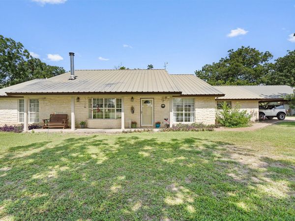 1172 County Road 418, Thorndale, TX 76577