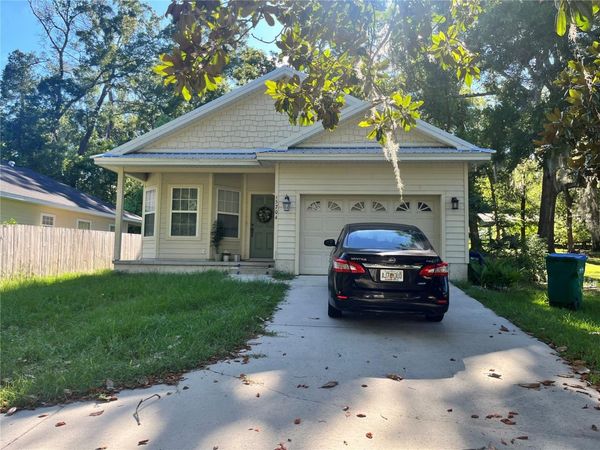 15704 NW 140TH STREET , ALACHUA, FL 32615