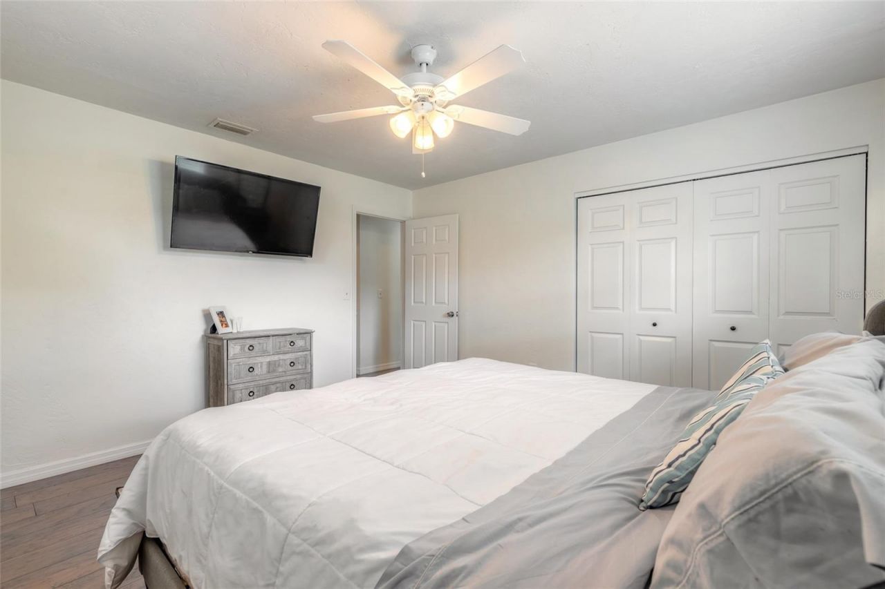 3223 Umbrella Tree Drive , Edgewater, FL 32141 Photo