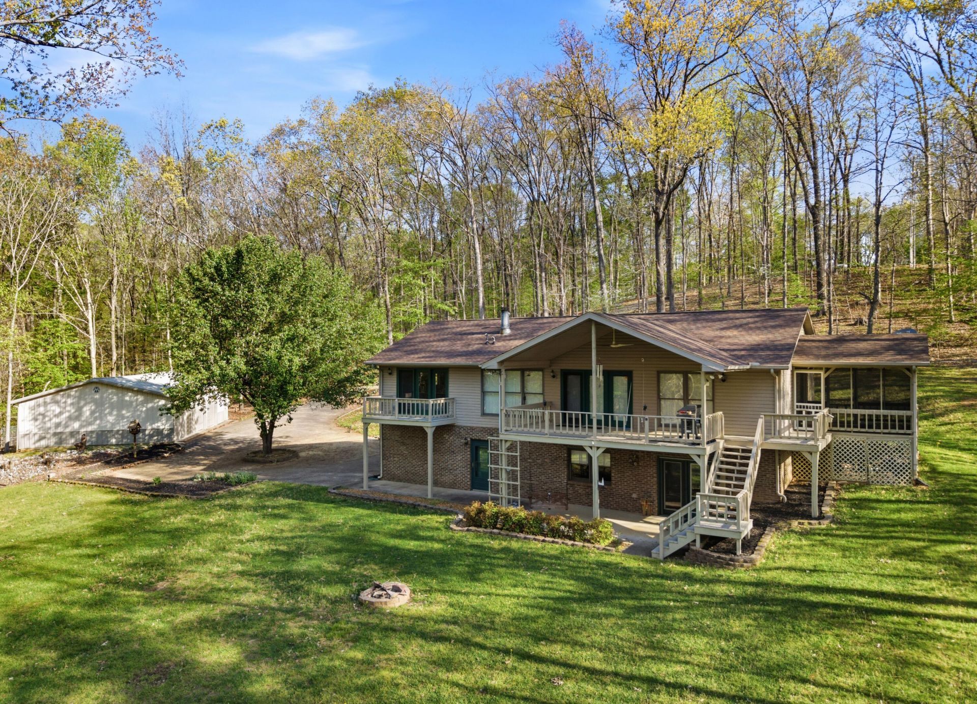 168 Gallant Road, Eddyville, KY 42038