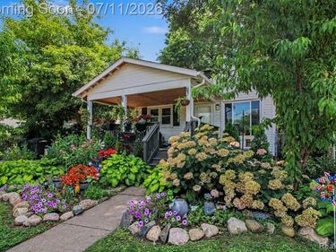 740 E 10 Mile Road, Ferndale, MI 48220