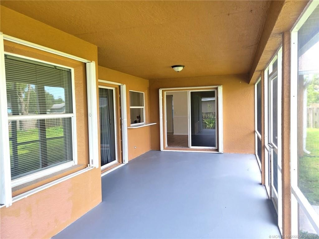 1957 SE Sandia Drive , Port Saint Lucie, FL 34983 Photo