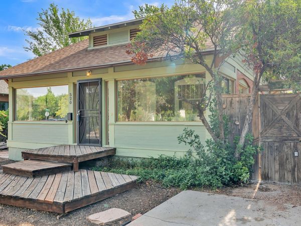 520 Luna Boulevard NW, Albuquerque, NM 87102