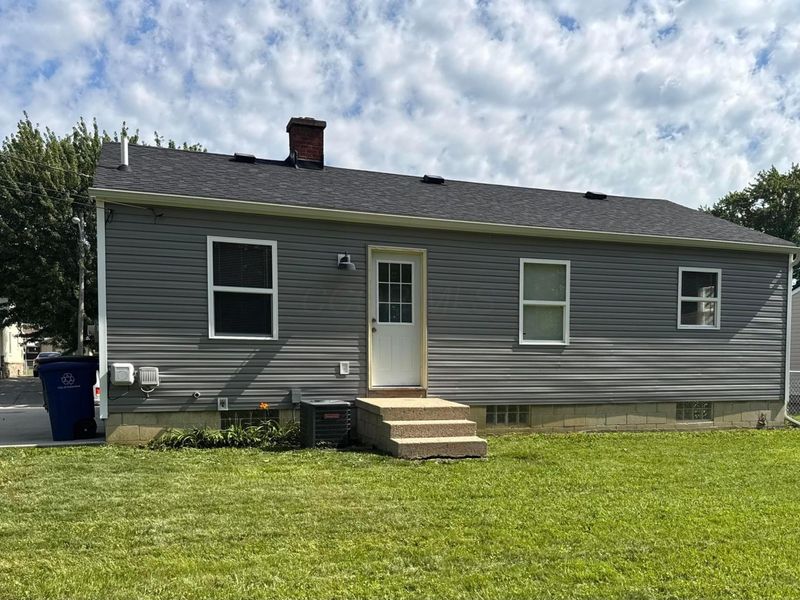 1895 E Beaumont Road, Columbus, OH 43224 Photo 14