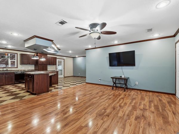17223 Oak Trace Rd, Prairieville, LA 70769
