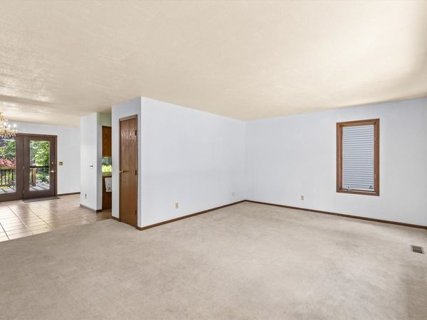 1411 3rd Street, Nevada, IA 50201