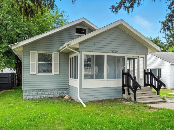 4202 Hanna Street, Fort Wayne, IN 46806