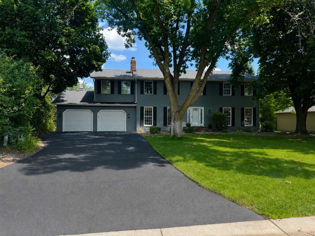 2440 Sunrise Drive, Little Canada, MN 55117