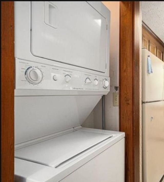 200 Maison Dr.  Photo 18