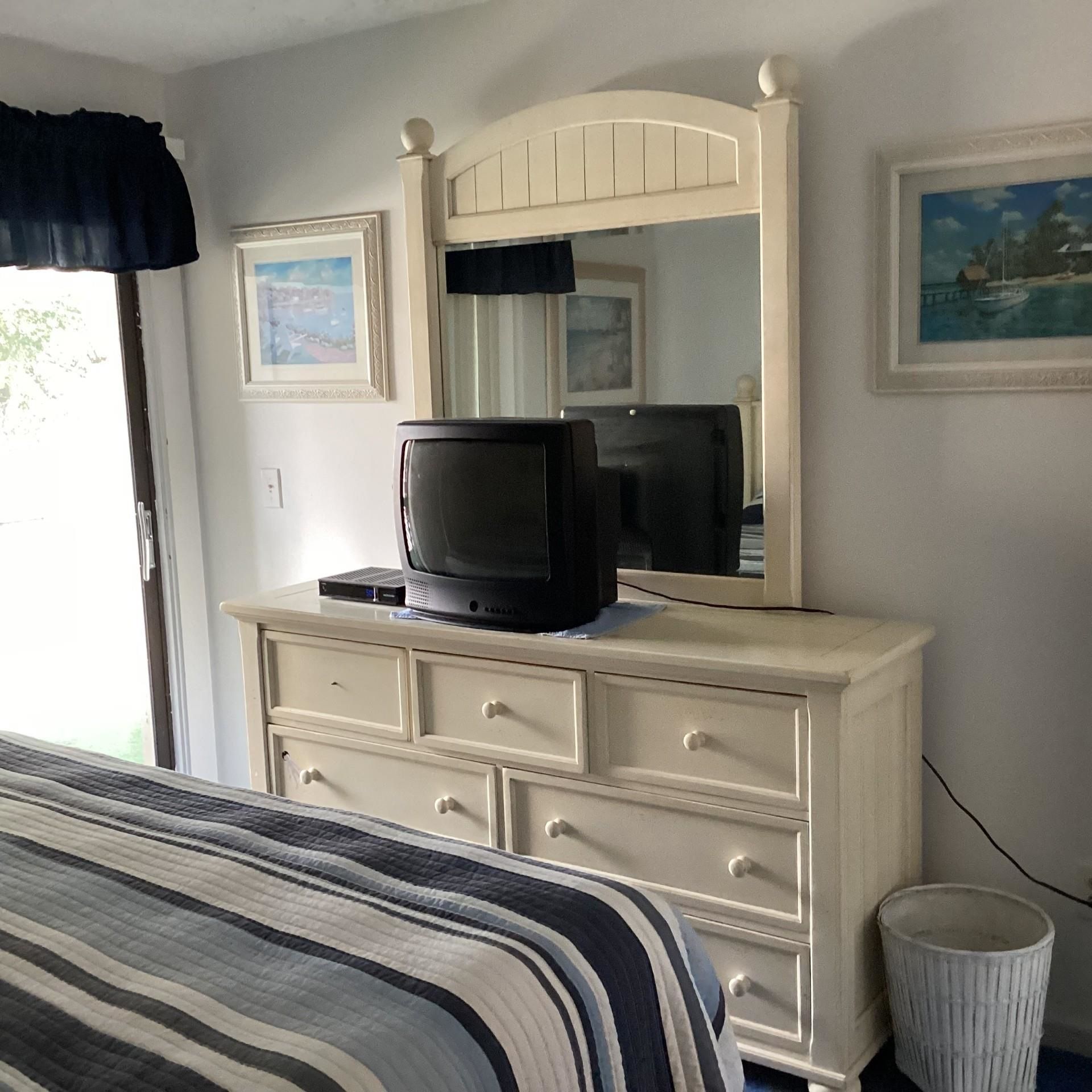 200 Maison Dr.  Photo 23