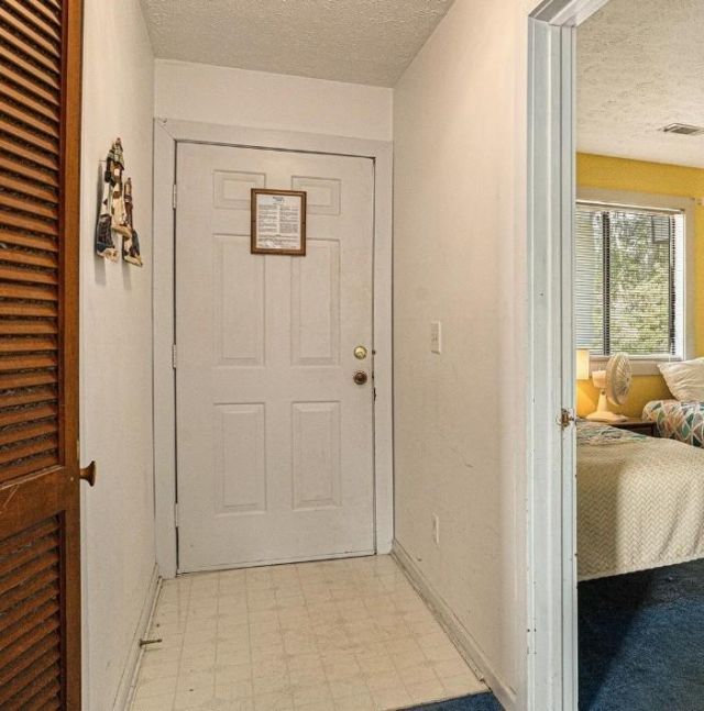 200 Maison Dr.  Photo 5