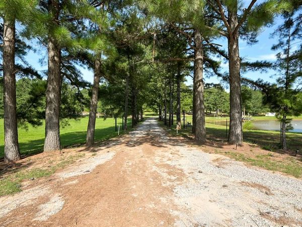 8201 S Hiwassee Road, Oklahoma City, OK 73150