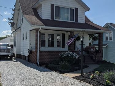 112 Overbaugh Avenue, St Clairsville, OH 43950