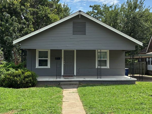 137 N Delaware Place , Tulsa, OK 74110